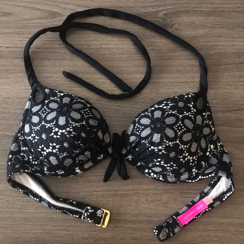 Victoria’s Secret bathing suit top
